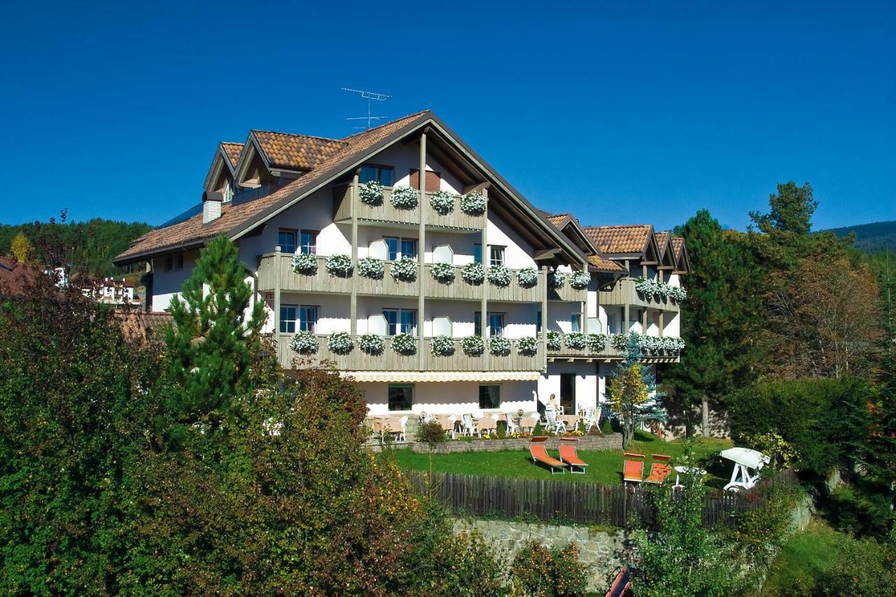 Hotel Dolomitenblick Collalbo Exteriér fotografie